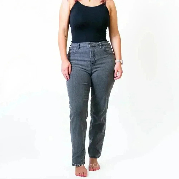 Charter Club Classic Straight Petite Jeans - Picture 1 of 7